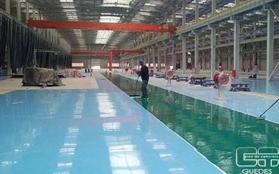 Revestimento Com Uhmw Em Caçambas De Caminhão E Silos Industriais